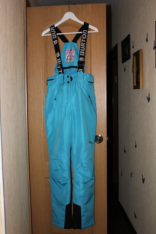 Продам горнолыжные штаны Burton 44-46 разм.