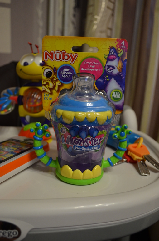 Игрухи 6 мес или дед мороз существует:))))