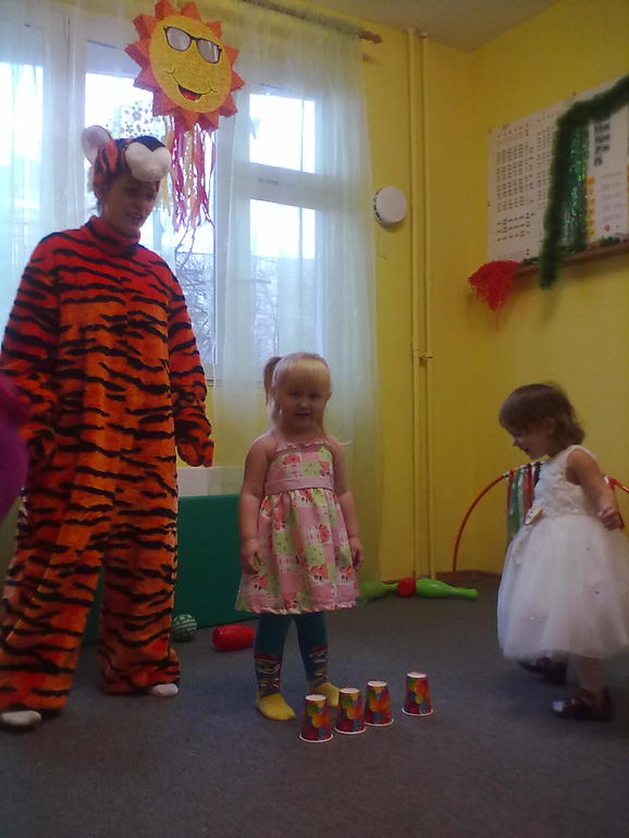 Наш новогодний утренник 23.12.13 в саду.