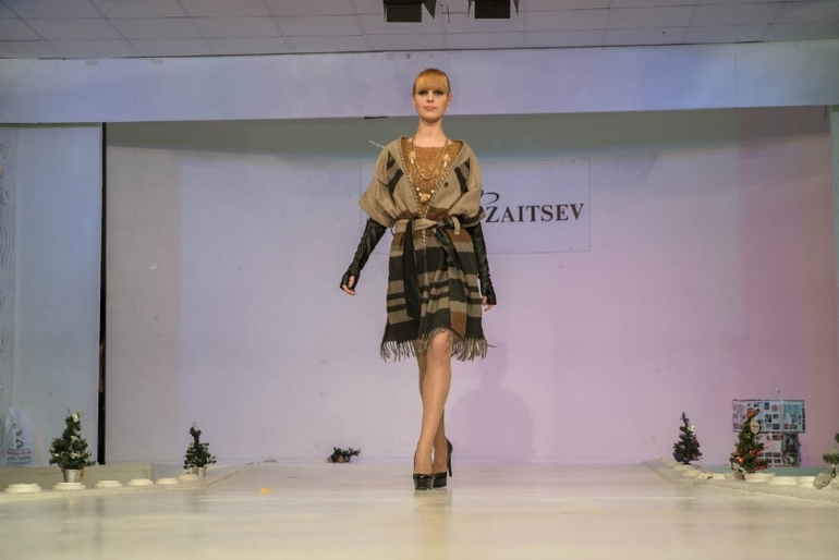 модный показ  в ДОМЕ МОДЫ Славы Зайцева