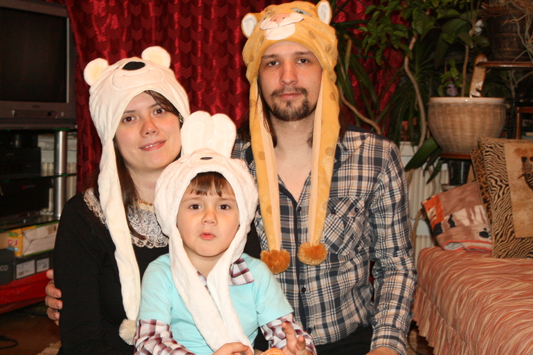 Наш 2014)