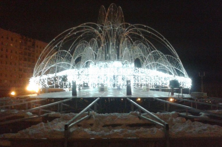 новогодний саров)))