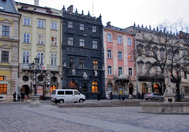 ЛЬВІВ