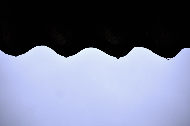 8/ water