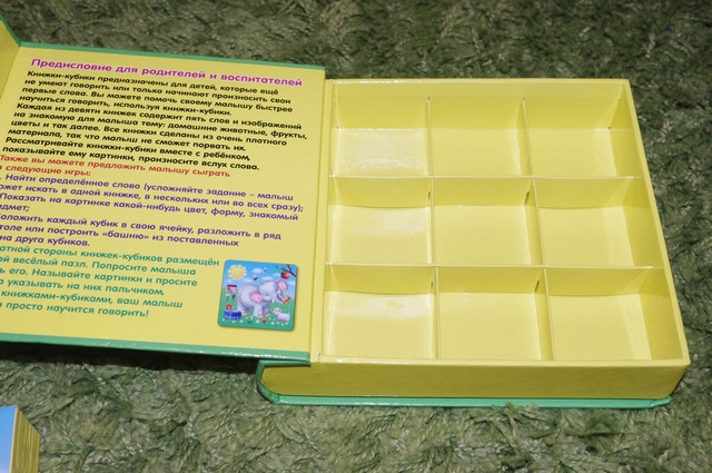 Продам книжки и кукольную мебель