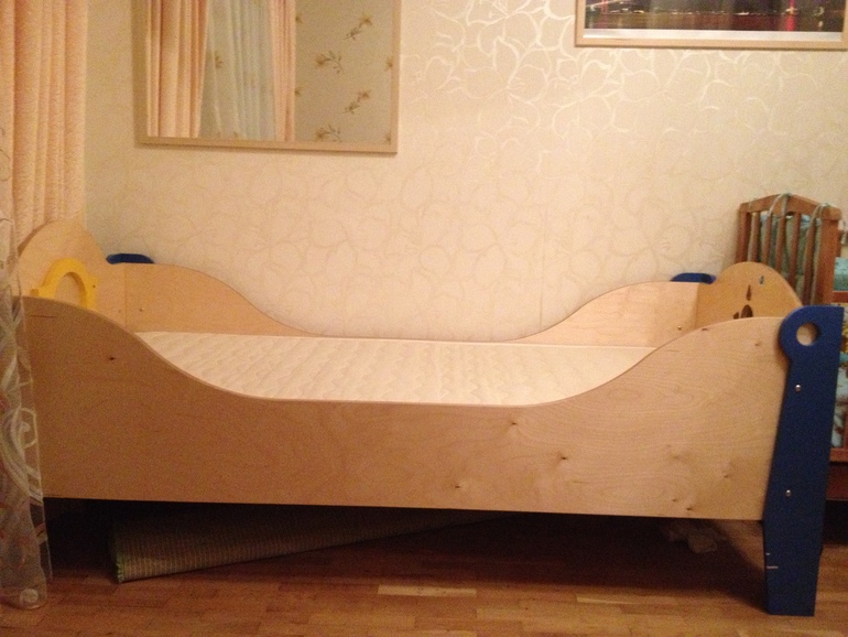 Кровать + ортопедический матрас