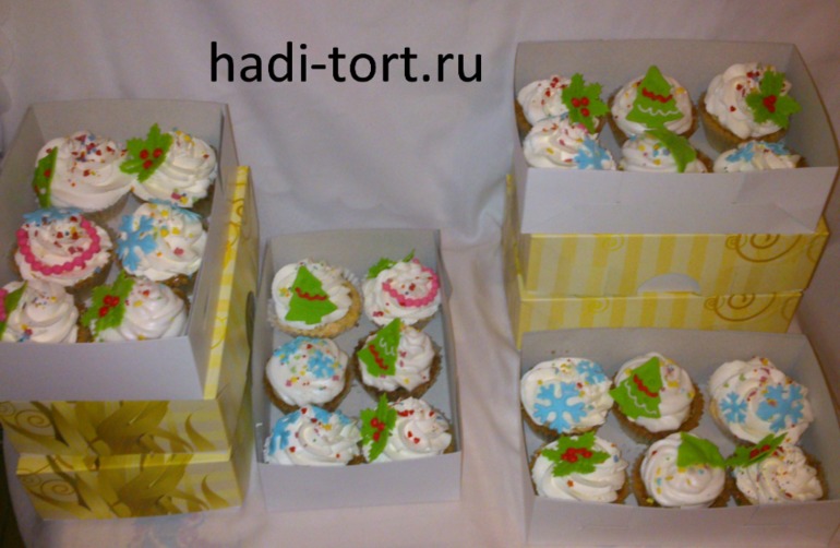 мои новогодние капкейки.