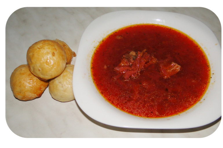 Борщ с пампушками