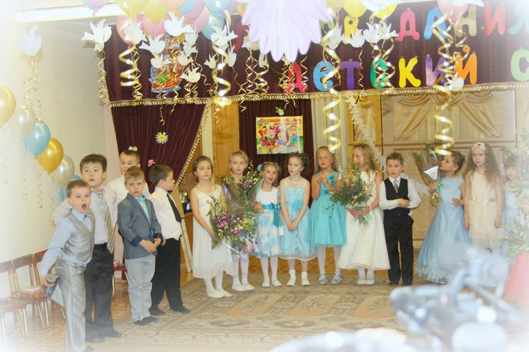 Мой любимый выпускник и почти первоклассник 2014...