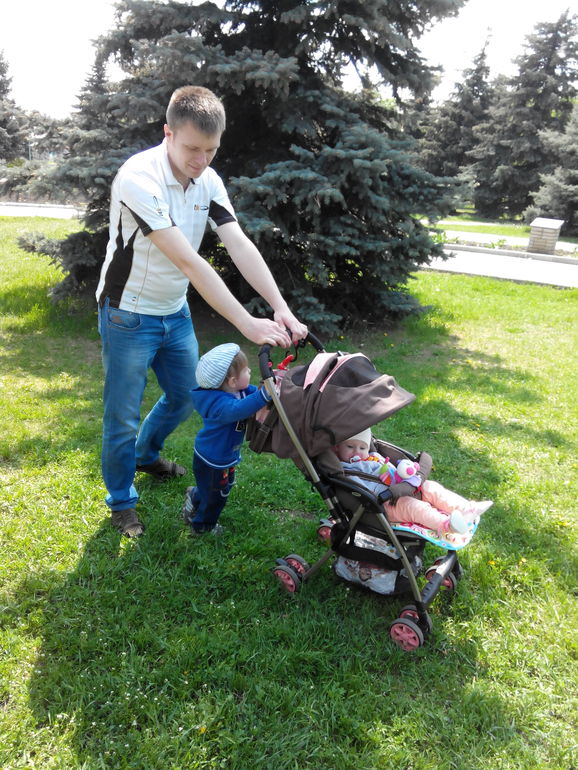Наши майские праздники в гостях у бабушки и дедушки