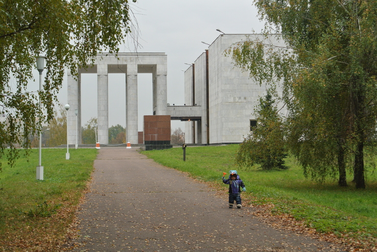 Ленинские горки. Октябрь 2013.