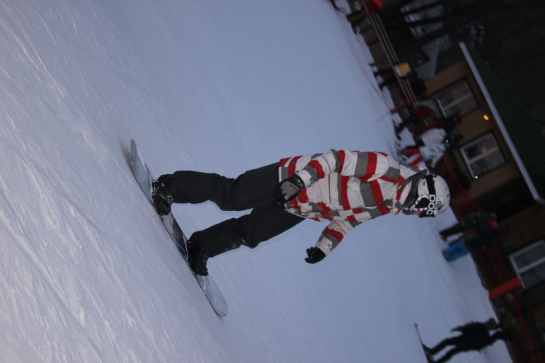 Мой любимый сноубордист и мои икрасавицы:)