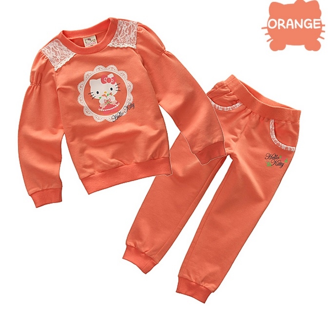 Костюмчики Hello Kitty