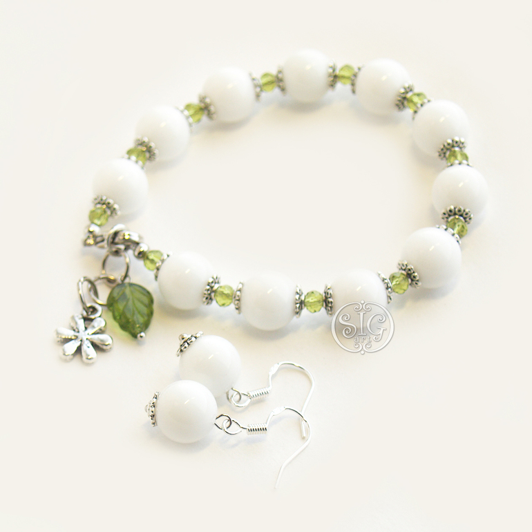 Колье-платок, браслет, серьги и кольцо "Пробуждение весны"