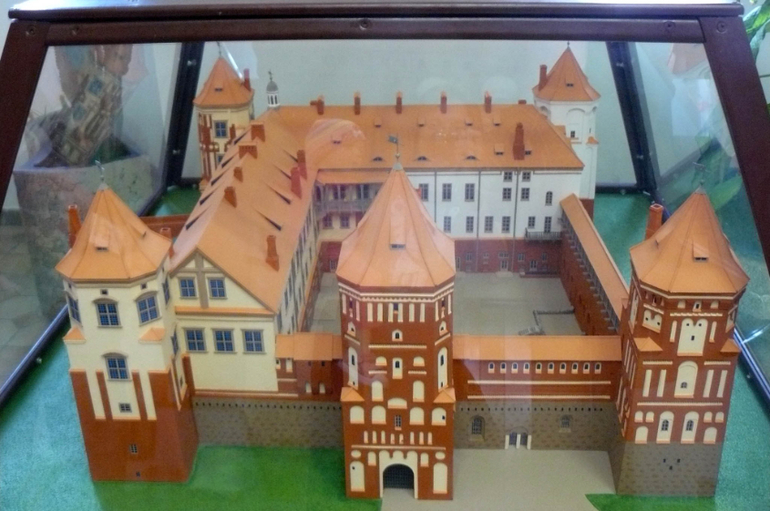 Мирский замок