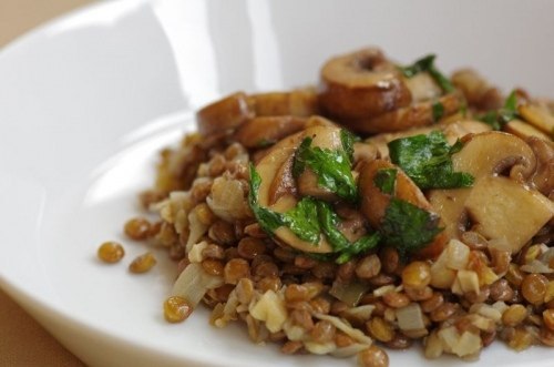 ЧЕЧЕВИЦА С ГРИБАМИ