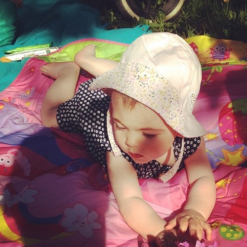 М. полгода и мама-тормоз!