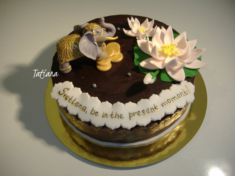 Тортик для девушки,увлекающейся йoгой и буддизмом.