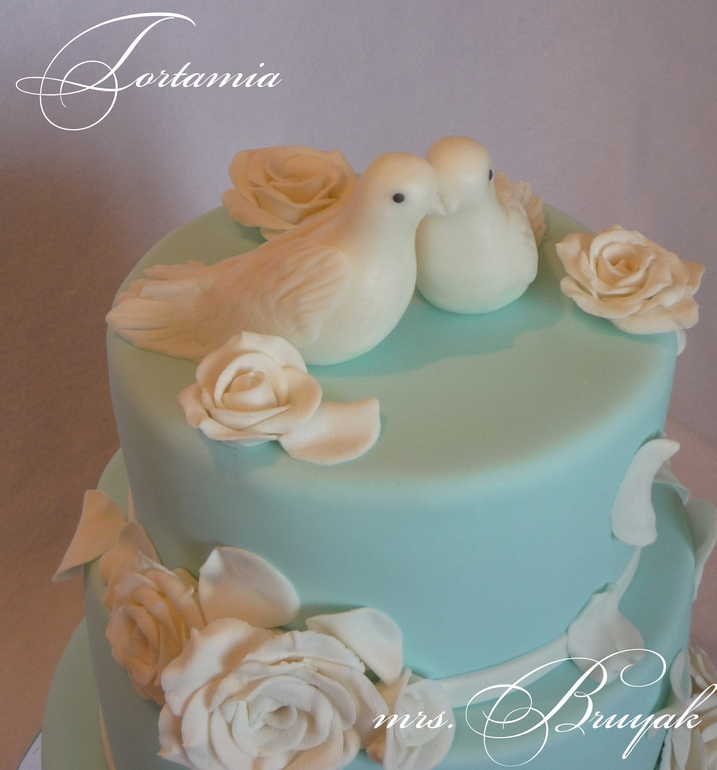 Тортик свадебный с голубями!
