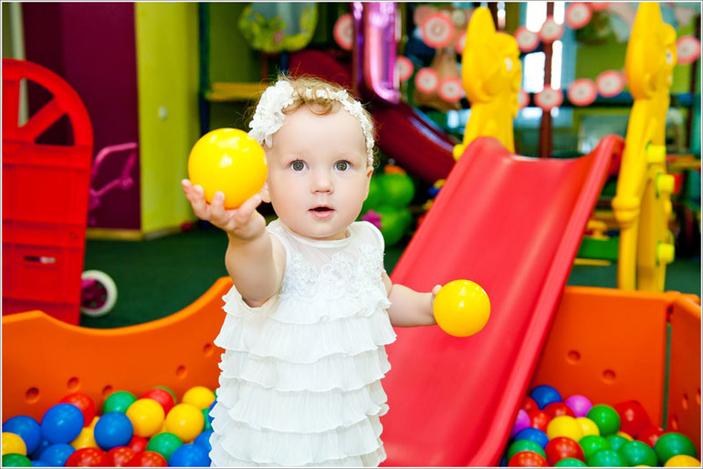 Нашей Лёльке Годик!!!