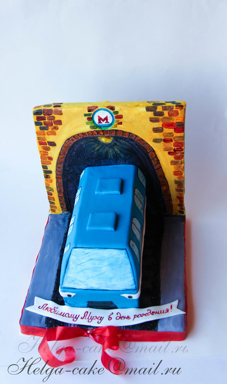 Торт  на заказ "Вагон метро"