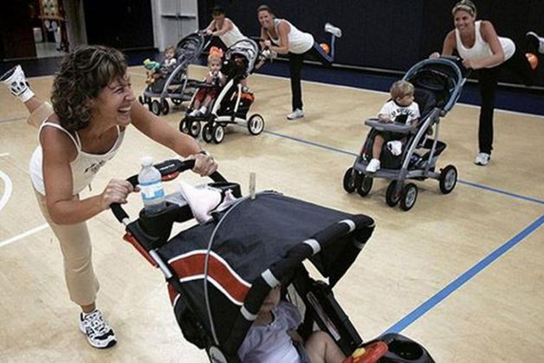 Фитнес с малышом для активной мамы