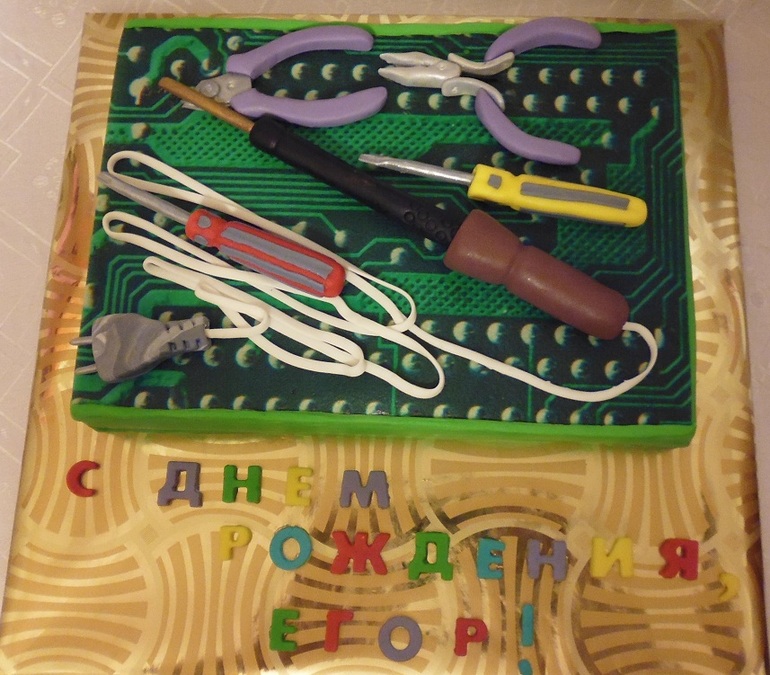 Торт "Инструменты для Егора"