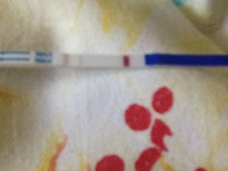 Девочки,затемните пожалуйста,кажется я снова вижу деда призрака...