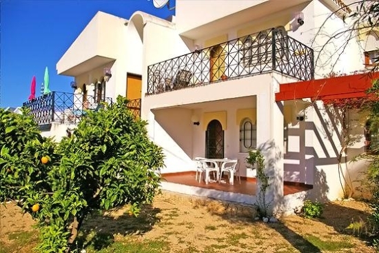 Дом отдыха с общим бассейном на 4 человекa в Кальпе, нa Коста Бланкe, в Испании.