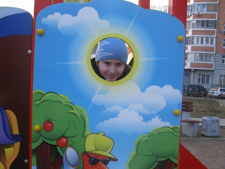 Солнечно, но холодно. А ведь было так тепло.....