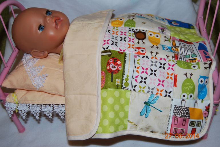 Лоскутный мини-пледик))