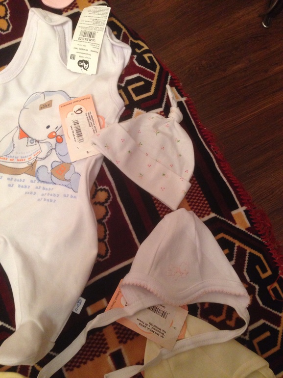 Немножко приданного для нашей бусинки!:)