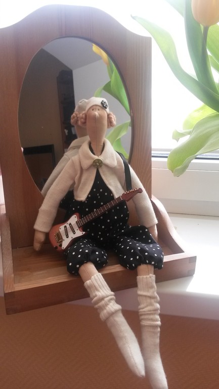 Музыкантша)