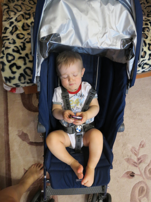 Примерка летних колясок) Мои любимые Макларен БМВ и Априка Сорария Премиум)