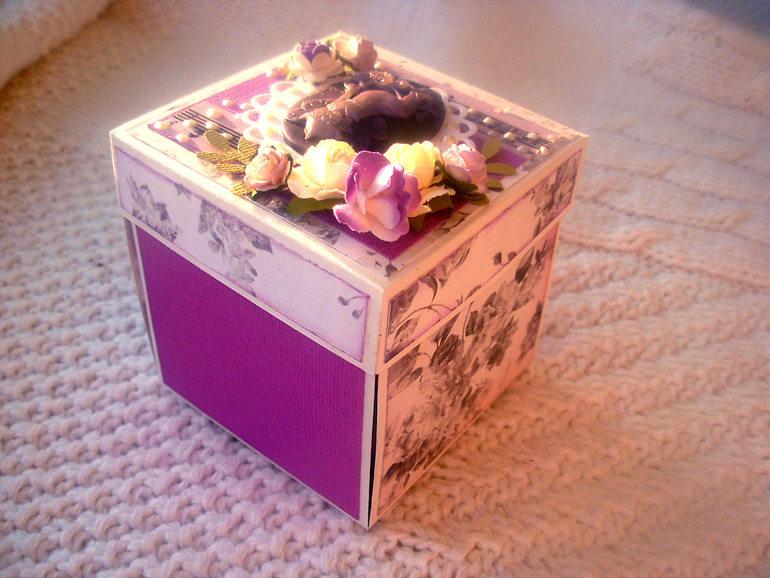 Коробочка с сюрпризом!