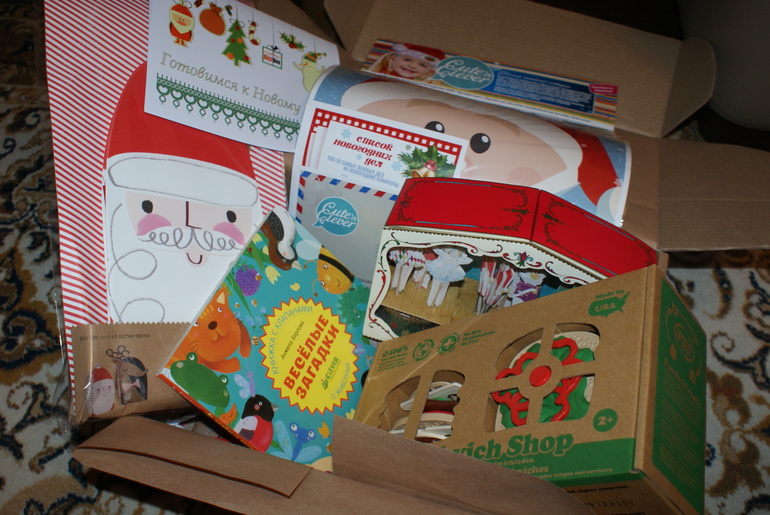 Обзор коробочки АистБокс декабря "Готовимся к Новому году!"