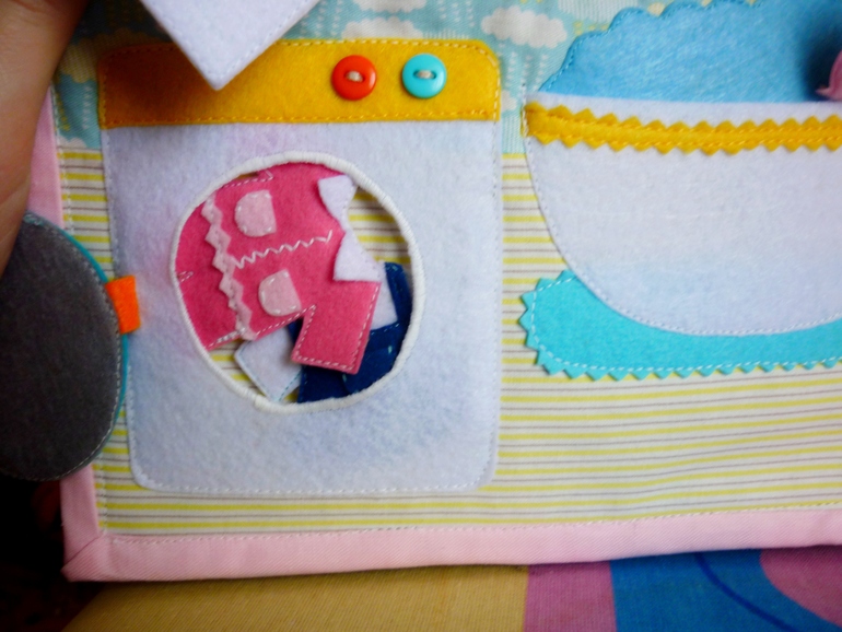 Кукольный домик-сумочка.