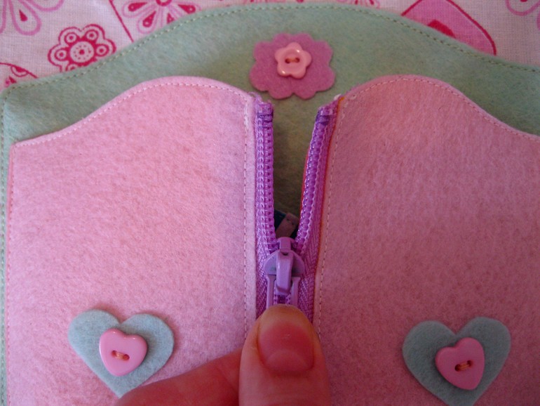 Развивающая книжка