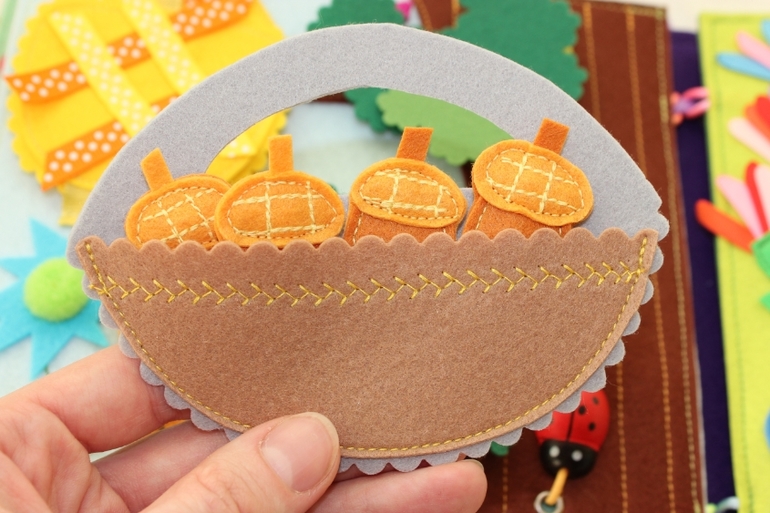 Развивающая книжка.