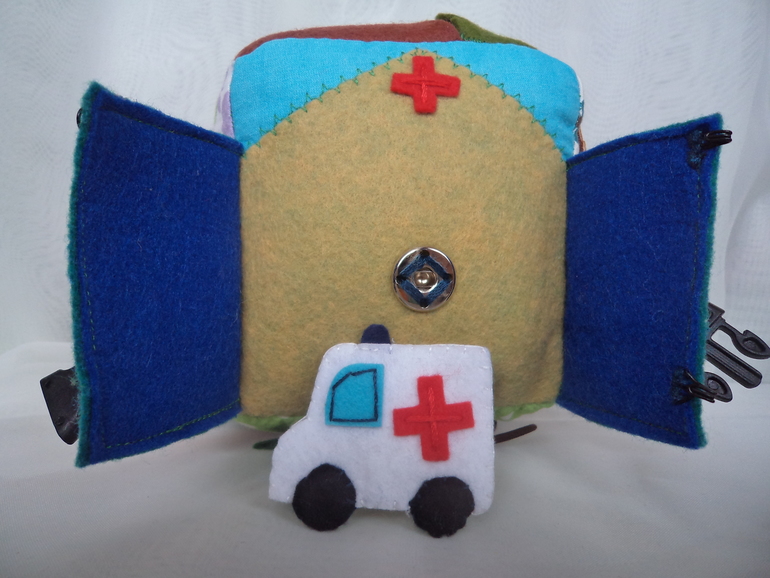 Развивающий кубик для деток после годика