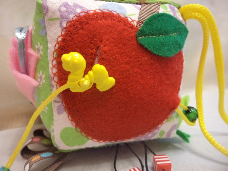 Развивающий мини-кубик для деток №1