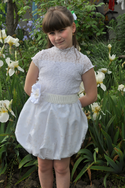 девчонки, девчонки - короткие юбчонки