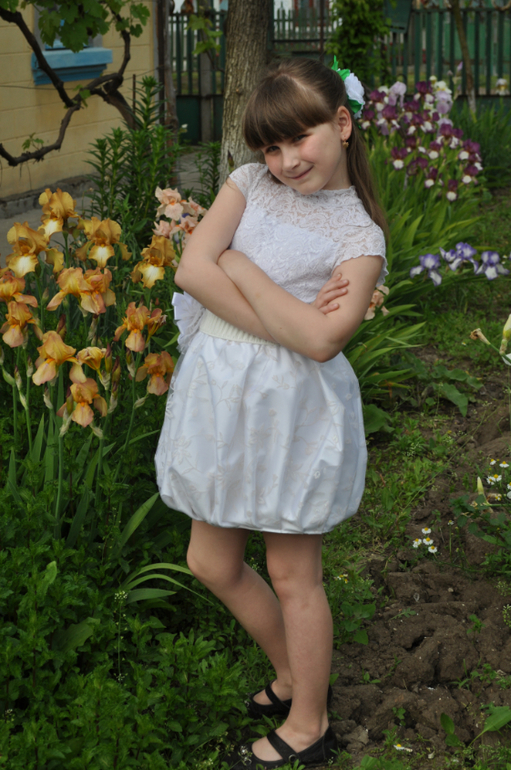 девчонки, девчонки - короткие юбчонки