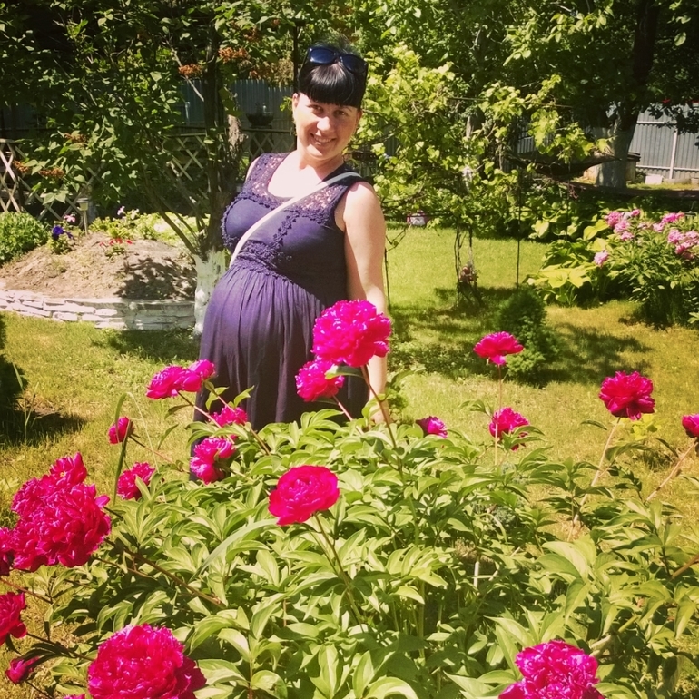Еще несколько фото с животиком)))
