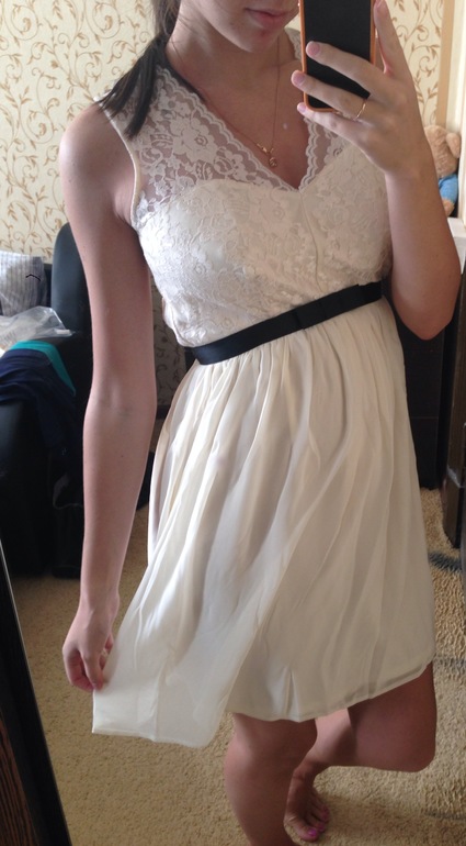 ASOS. Одежда для беременных.