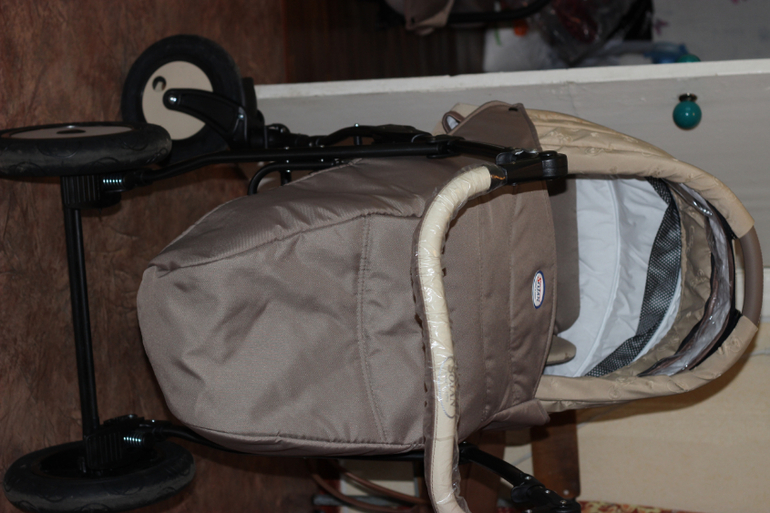 Купили коляску))