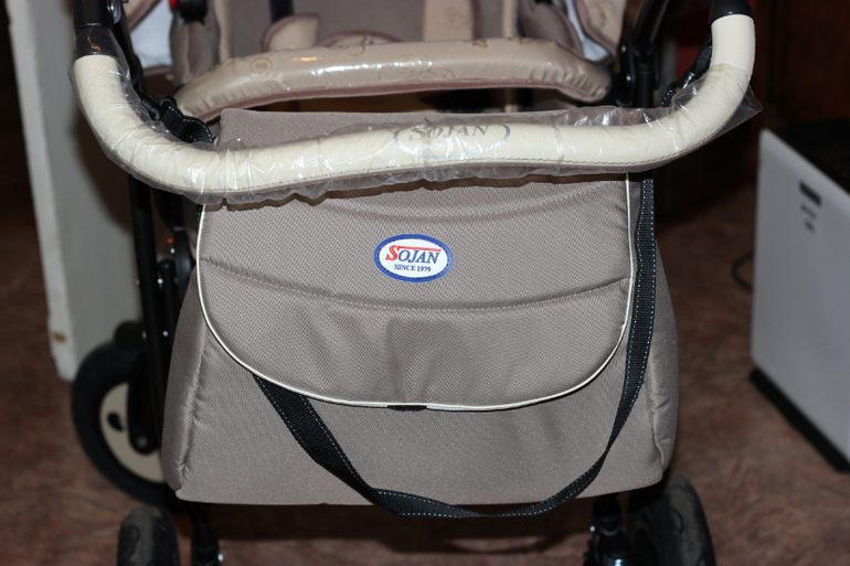 Купили коляску))