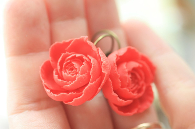 Зажимы для волос, венки, заколки из полимерной глины