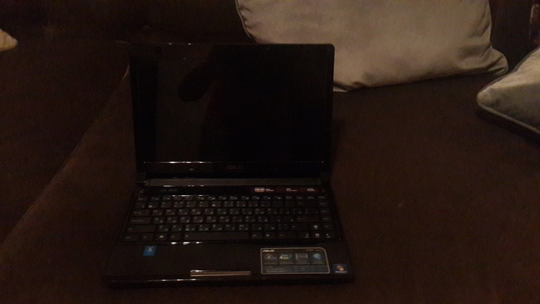 Ноутбук, продаю