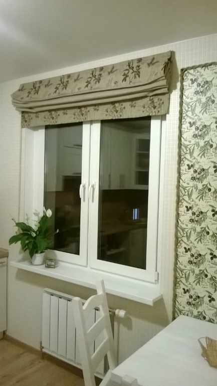 вот такая у нас римская штора получилась)